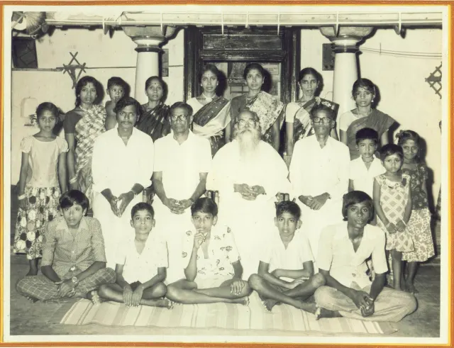 SKY Meeting — VETHATHIRI MAHARISHI WITH RAJAGOPAL PILLAI KOTTUCHERRY KARAIKAL