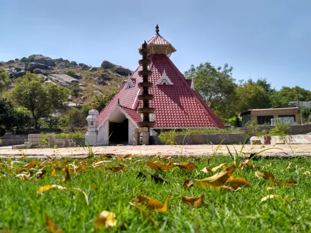 Granthaalayam